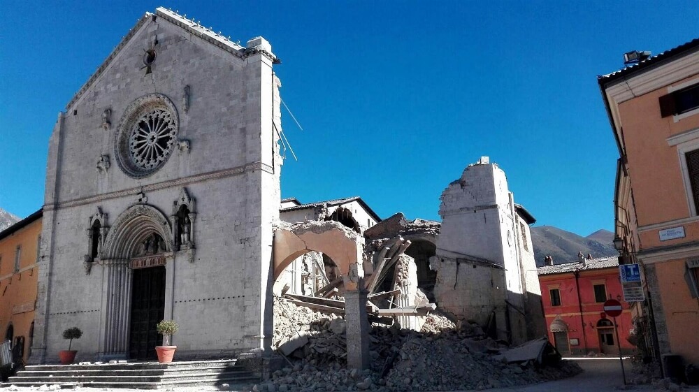 Earthquakes in Italy basilica-norcia-1000x561